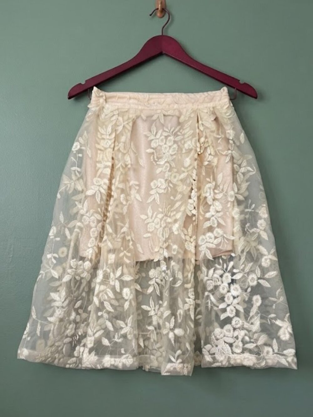 L'Atiste by Amy Floral Lace Midi Skirt Size M Cream Beige